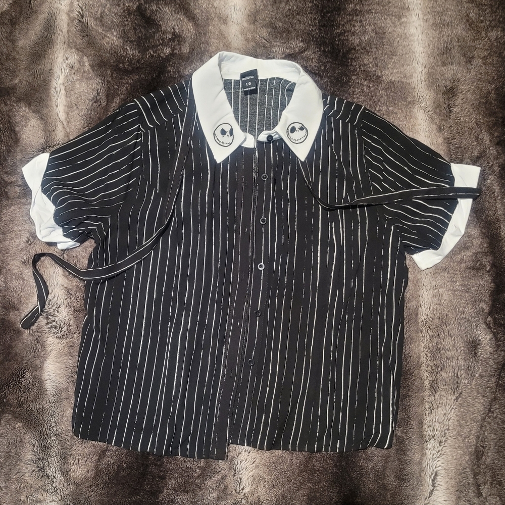 Hot topic Black nightmare before Christmas button up size M